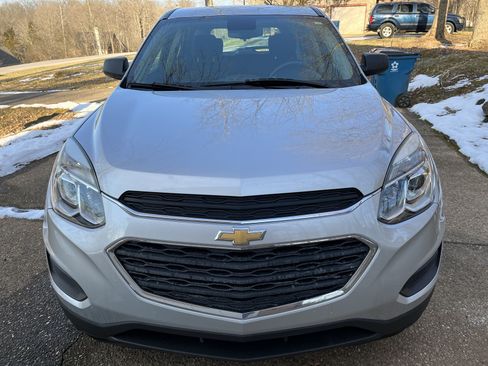 Used 2016 Chevrolet Equinox LS image 2