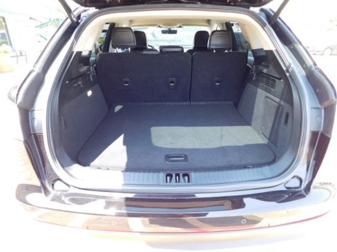 Used 2022 Lincoln Nautilus FWD image 7