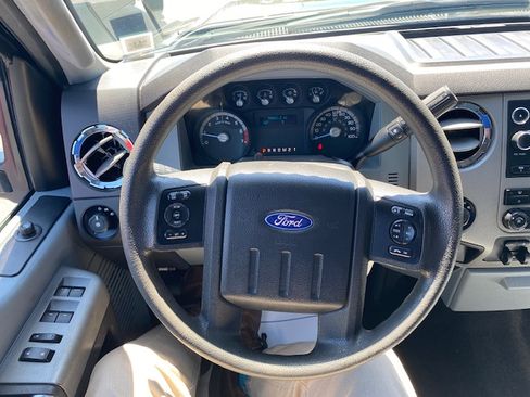 Used 2016 Ford F250 AWD/4WD image 10
