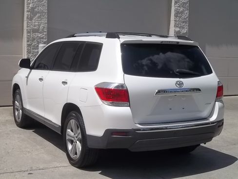 Used 2012 Toyota Highlander 4WD Limited image 6