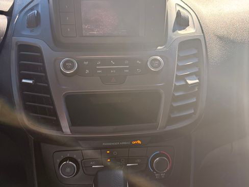 Used 2020 Ford Transit Connect XL image 8