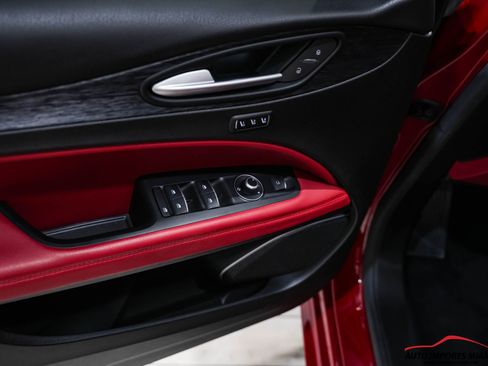 Used 2020 Alfa Romeo Stelvio Sport image 40