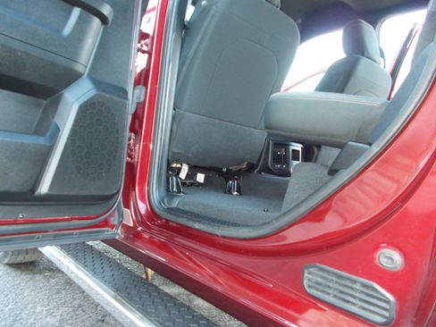 Used 2022 RAM 2500 Tradesman image 18