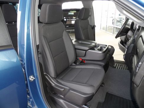 Used 2024 Chevrolet Silverado 2500 Custom image 20