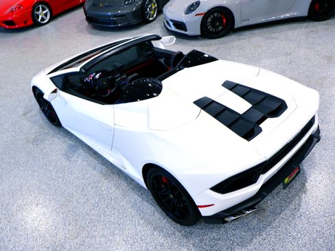 Used 2017 Lamborghini Huracan LP 580-2 image 9