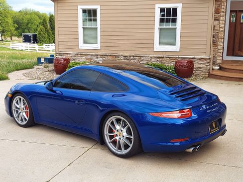 Used 2013 Porsche 911 Carrera S Coupe RWD image 22