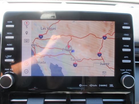 Used 2020 Toyota Avalon XLE image 4