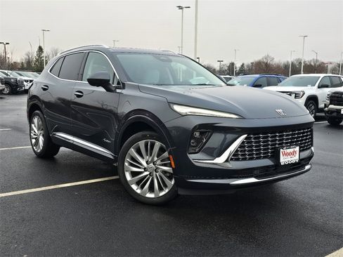 New 2026 Buick Envision Avenir image 2