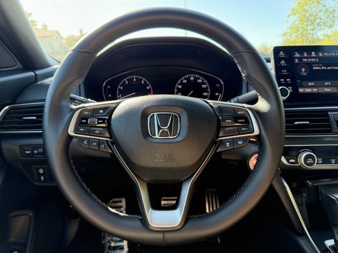 Used 2018 Honda Accord 1.5T Sport image 8
