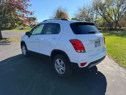 Used 2022 Chevrolet Trax LT image 4