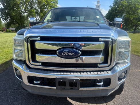 Used 2013 Ford F250 4x4 Crew Cab Super Duty image 5