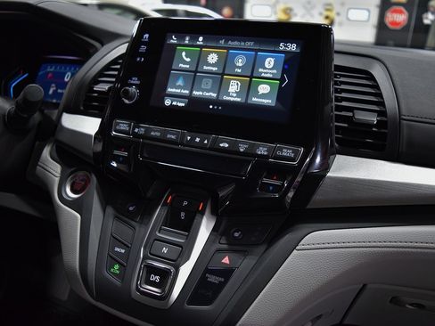 Used 2018 Honda Odyssey EX-L image 27