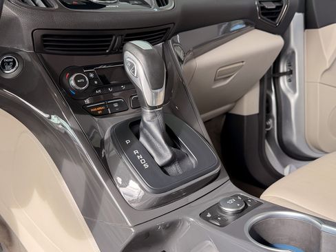 Used 2016 Ford Escape Titanium image 12