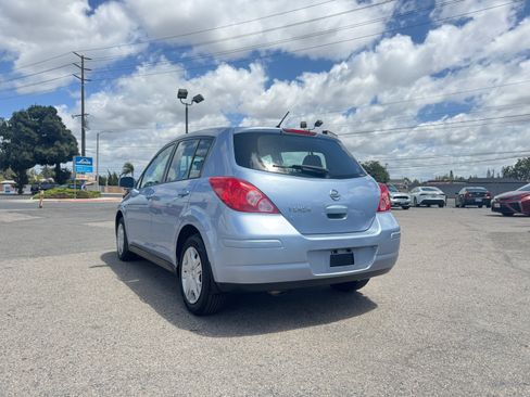 Used 2012 Nissan Versa 1.8 S Hatchback FWD image 6