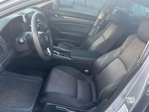 Used 2021 Honda Accord LX image 7