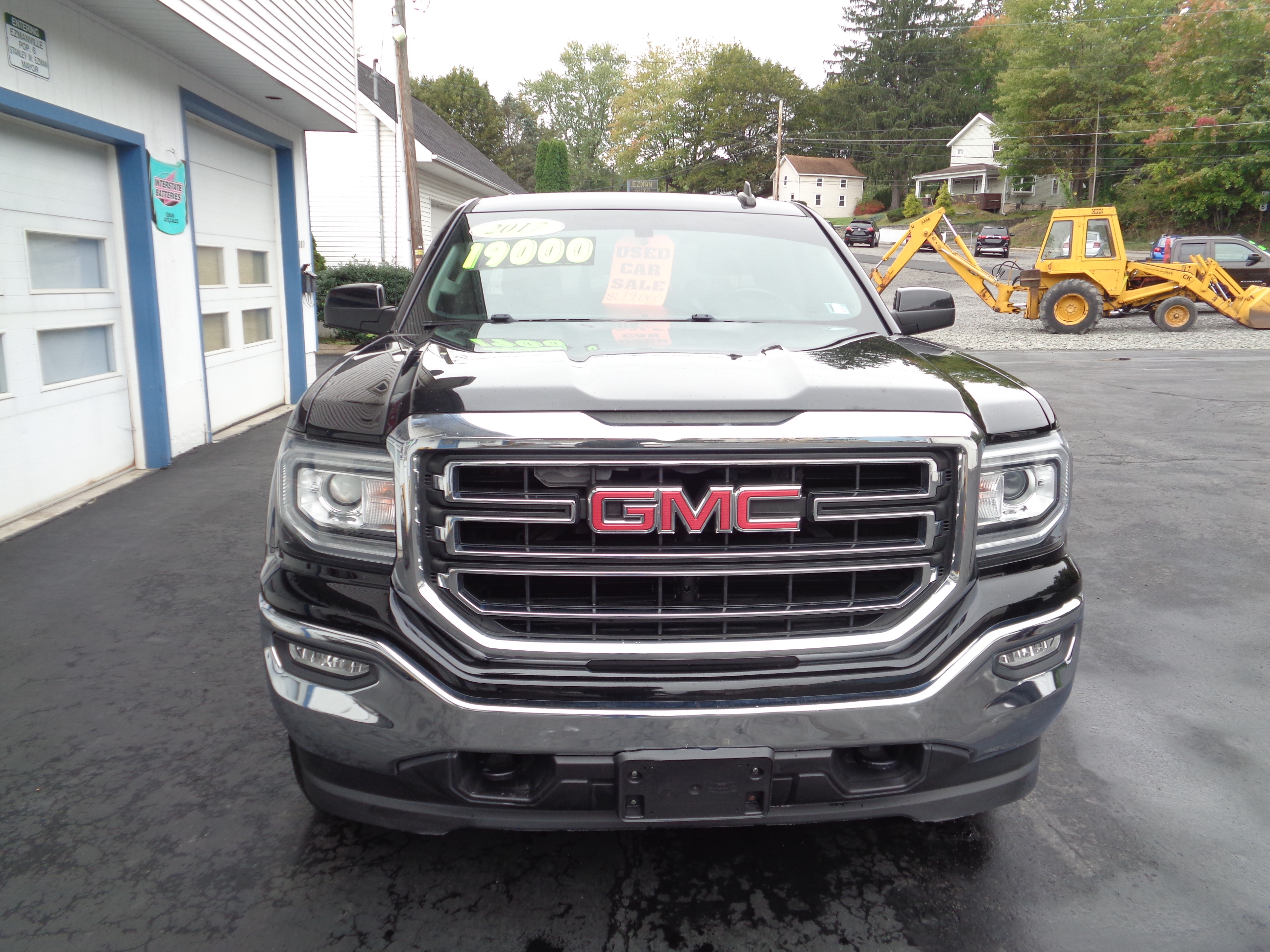 Used 2017 GMC Sierra 1500 4x4 Double Cab SLE image 6