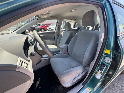 Used 2010 Toyota Corolla LE FWD image 17