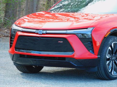 Used 2024 Chevrolet Blazer EV RS image 28