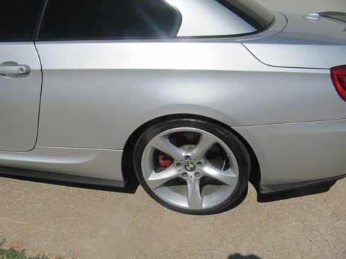 Used 2013 BMW 335i Convertible RWD image 5