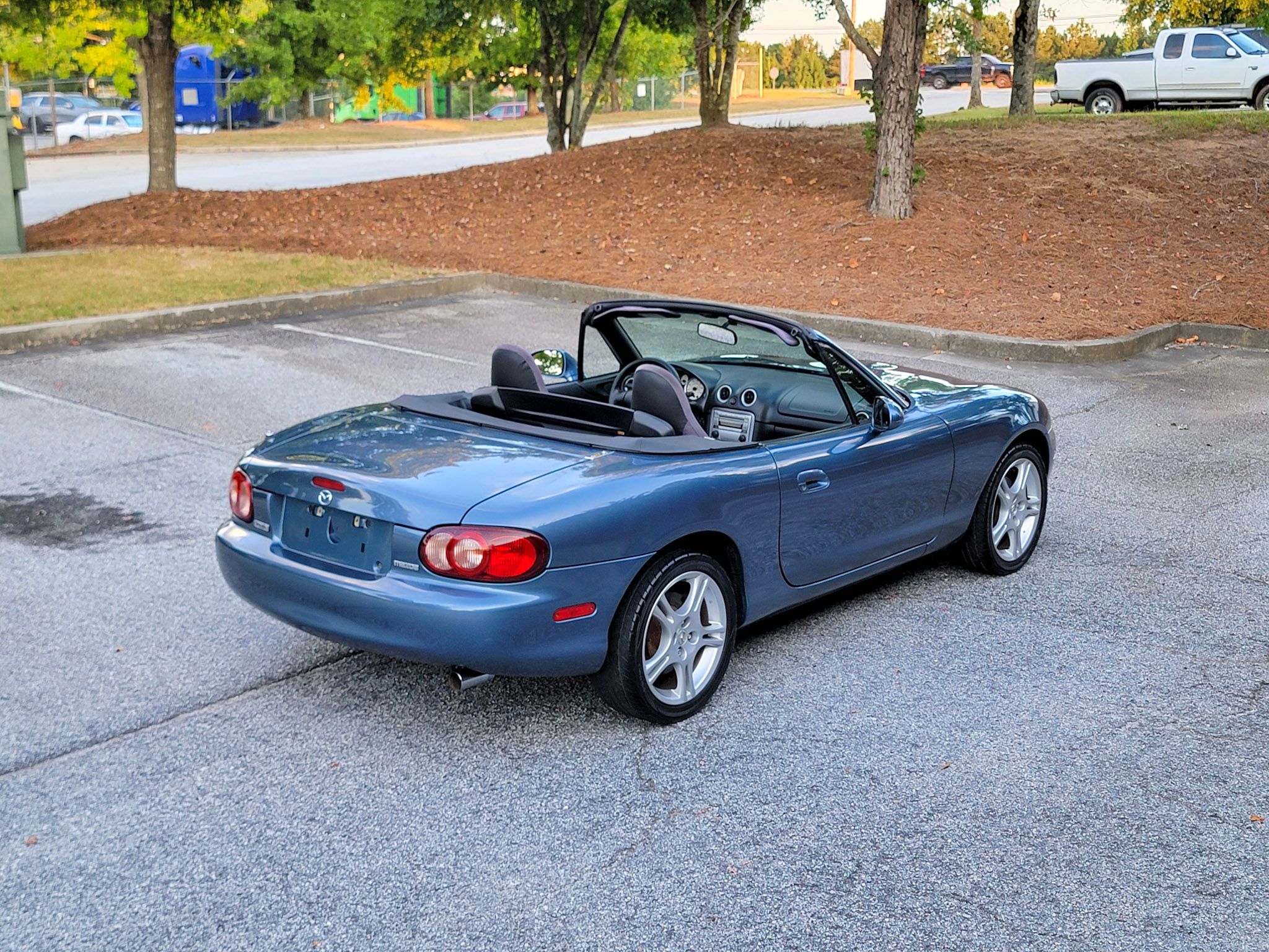 Used 2005 MAZDA MX-5 Miata UNAVAIL RWD image 24