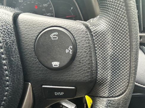 Used 2013 Toyota RAV4 FWD XLE image 11
