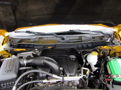 Used 2019 RAM 1500 Classic SLT image 16