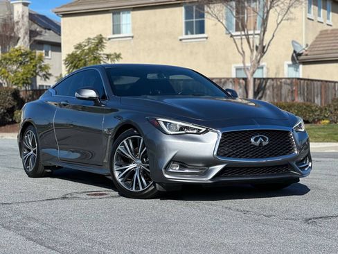 Used 2018 INFINITI Q60 3.0t Luxe image 6