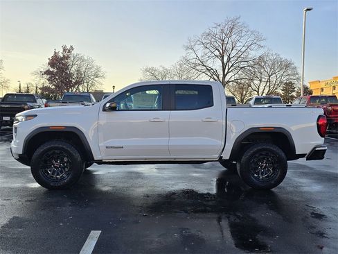 New 2026 GMC Canyon Elevation image 5