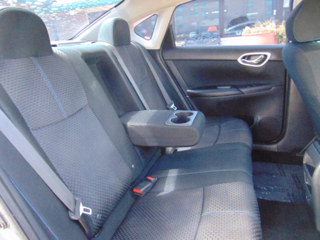 Used 2019 Nissan Sentra SR FWD image 25