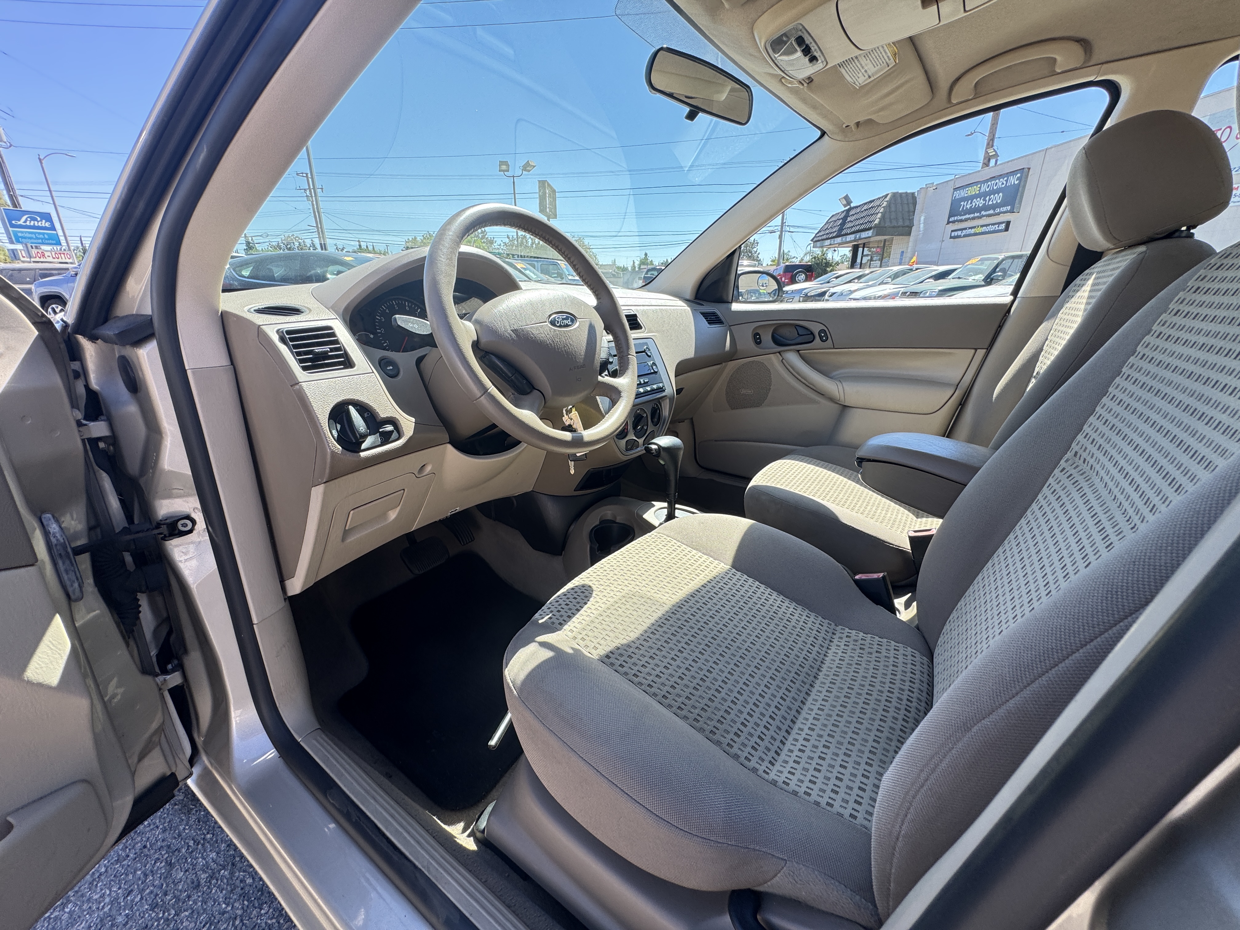 Used 2007 Ford Focus ZX4 Sedan FWD image 16