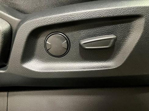 Used 2019 Ford Ranger XLT image 24