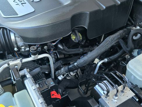 Used 2012 Jeep Wrangler Sport image 33