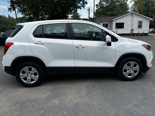 Used 2017 Chevrolet Trax FWD LS image 6
