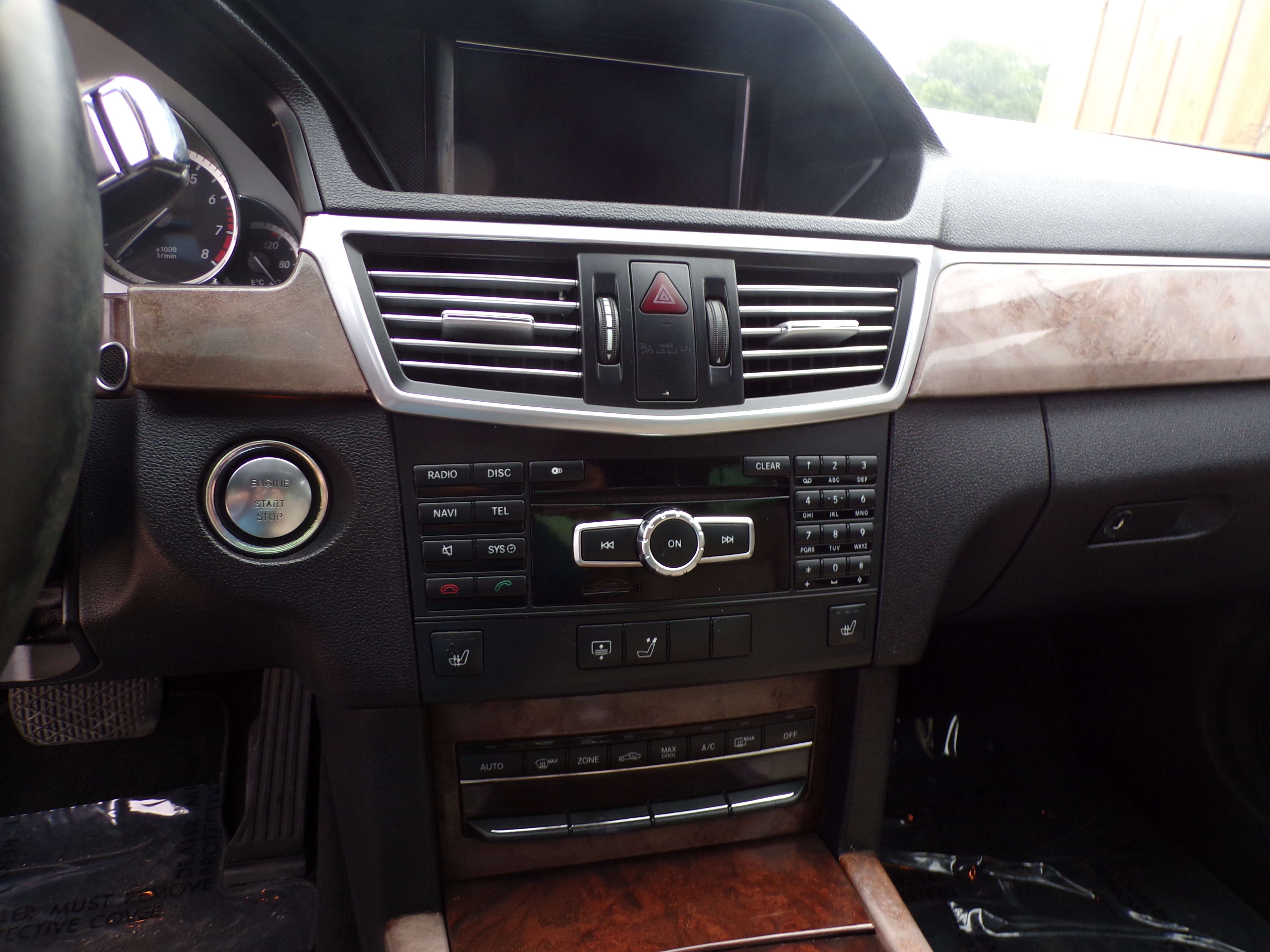 Used 2013 Mercedes-Benz E 350 Sport image 12