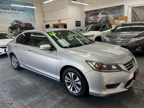 Used 2015 Honda Accord LX image 10