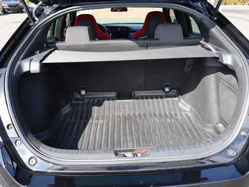 Used 2019 Honda Civic Type R Touring image 13