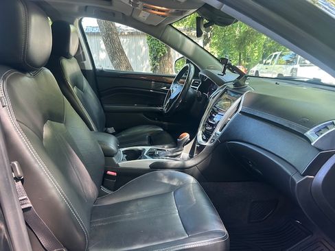 Used 2016 Cadillac SRX FWD Luxury image 25