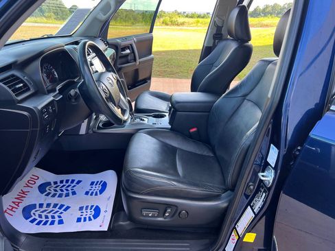 Used 2015 Toyota 4Runner Limited image 13