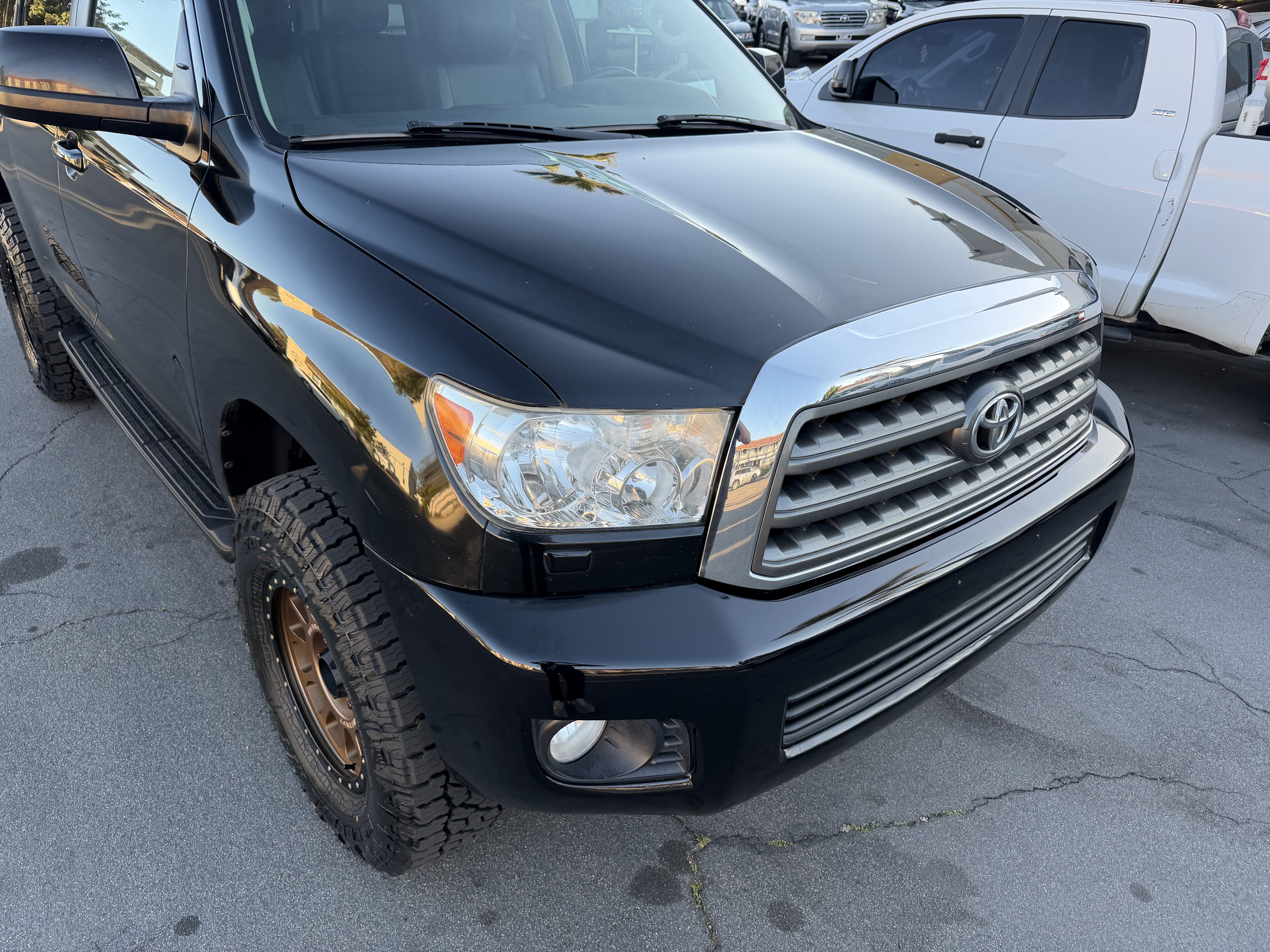 Used 2016 Toyota Sequoia SR5 AWD/4WD image 11