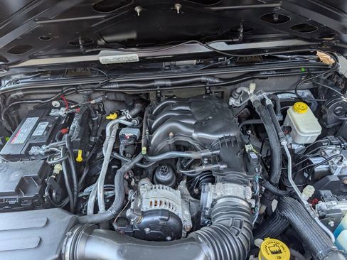 Used 2015 Jeep Wrangler Unlimited Willys Wheeler image 16