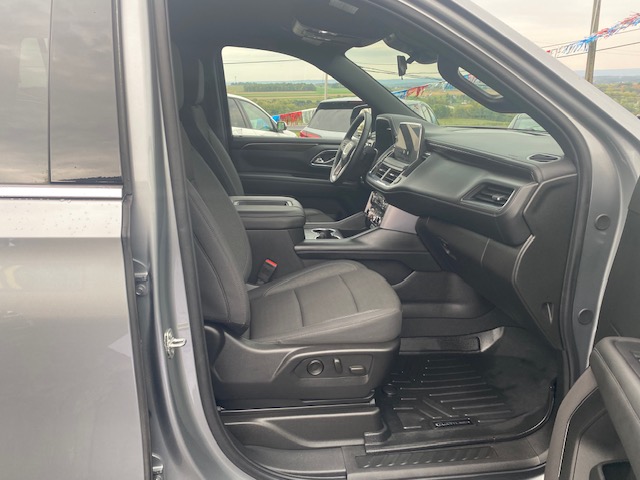 Used 2024 GMC Yukon 4WD SLE image 17