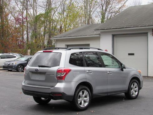 Used 2014 Subaru Forester 2.5i Premium image 10