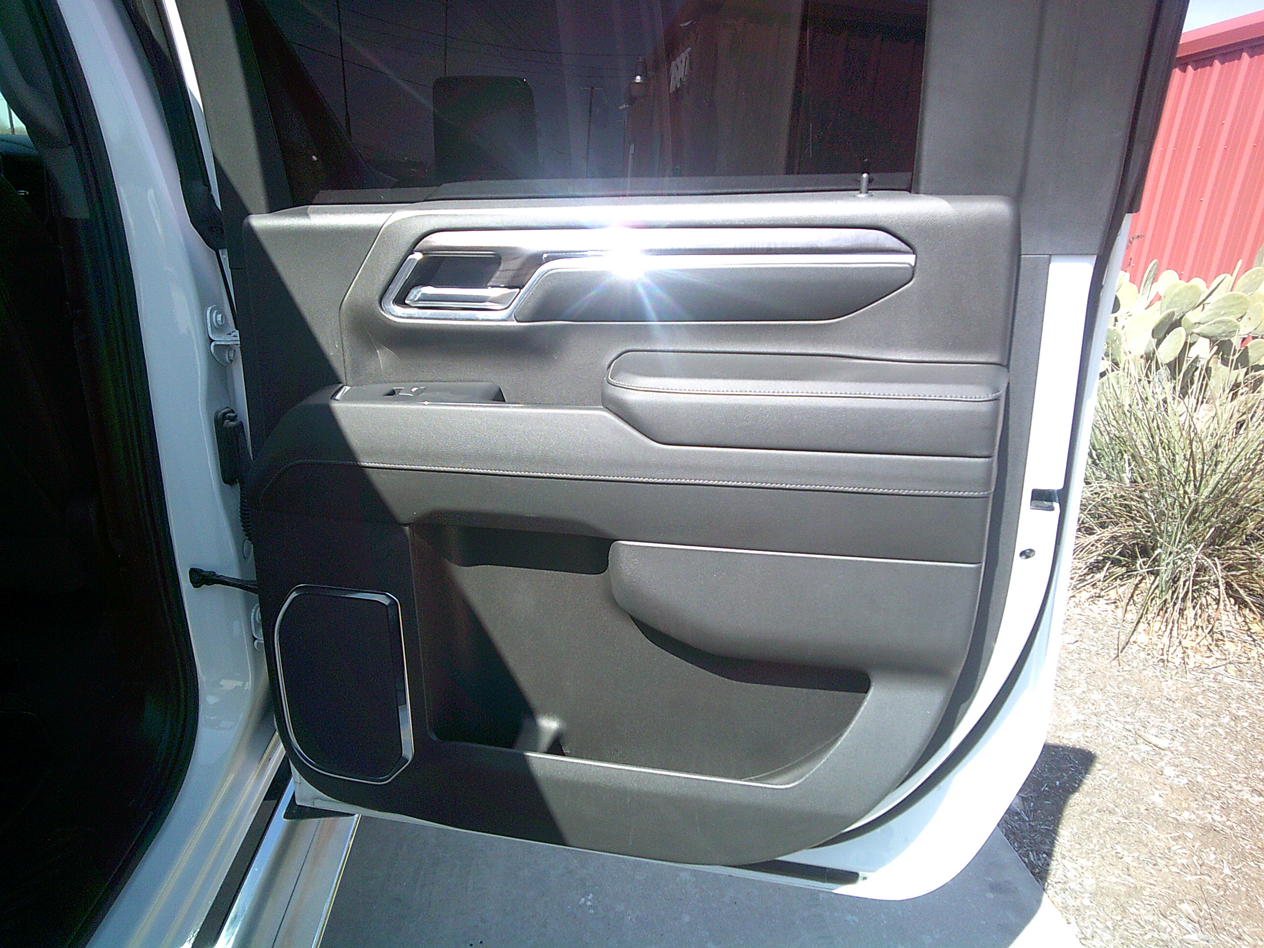 Used 2024 Chevrolet Silverado 2500 LTZ AWD/4WD image 11