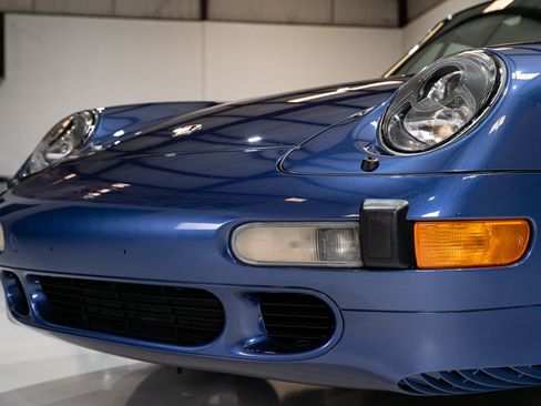 Used 1998 Porsche 911 Carrera S image 34