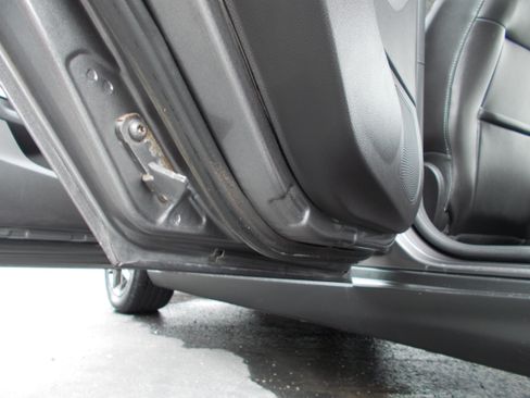 Used 2014 Ford Focus SE Hatchback FWD image 19