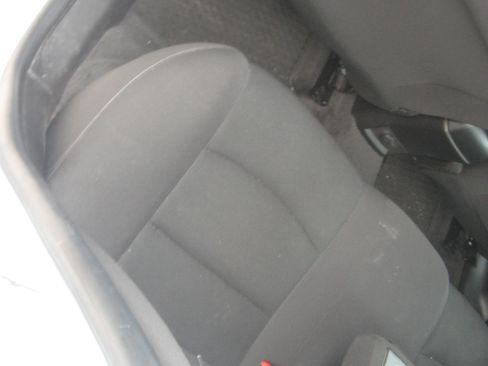 Used 2014 Chevrolet Cruze LT image 7