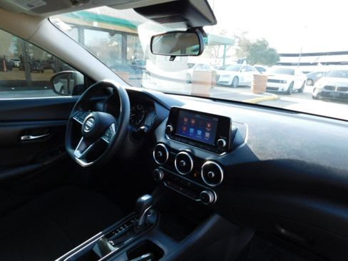 Used 2021 Nissan Sentra S image 22