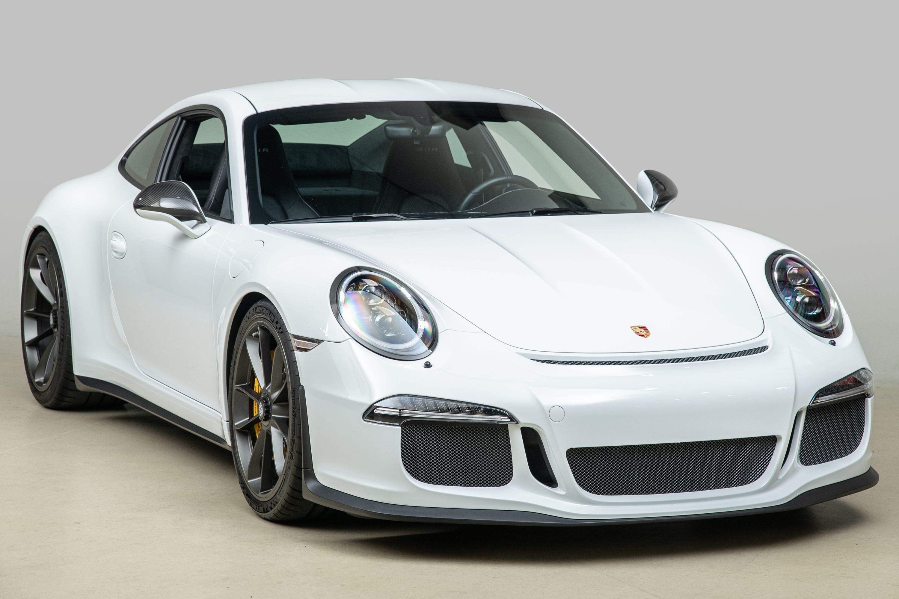 Used 2016 Porsche 911 R RWD image 12