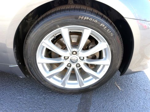 Used 2014 INFINITI Q60 Convertible RWD image 29