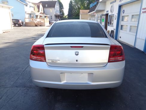 Used 2006 Dodge Charger UNAVAIL RWD image 9